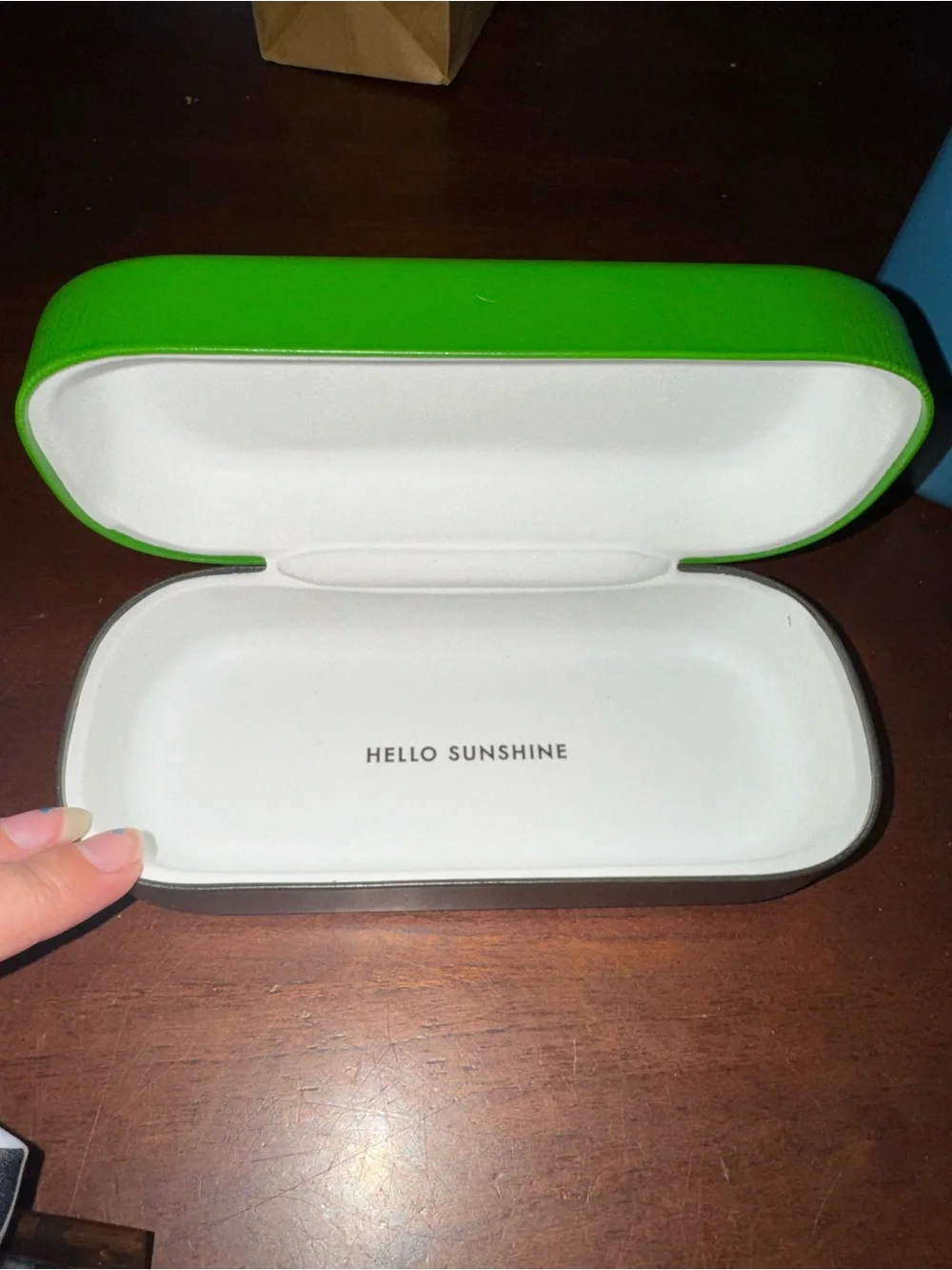 kate spade Yolanda brown tortoiseshell cat-eye sunglasses with green case